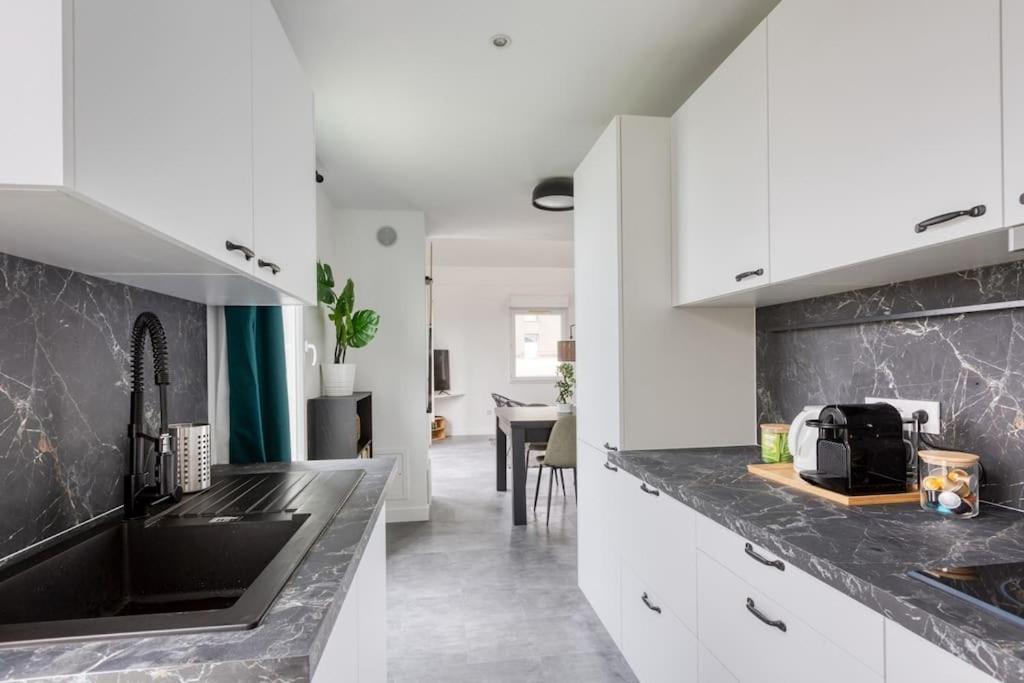 Premium Flat 6 People With Billard And Terrace Stade De France Saint-Denis  Extérieur photo