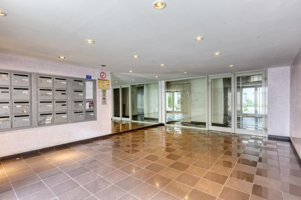 Premium Flat 6 People With Billard And Terrace Stade De France Saint-Denis  Extérieur photo